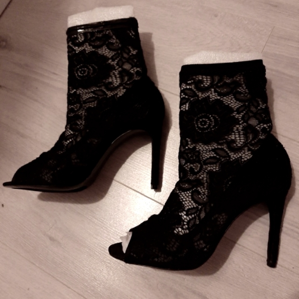 Lace booties